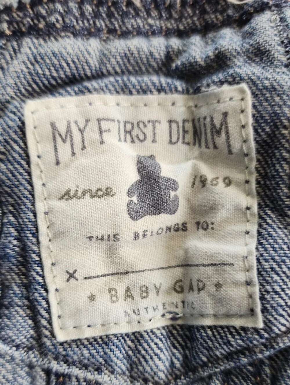 Gap Denim Blue Jacket Infant 6-12 months snap closure